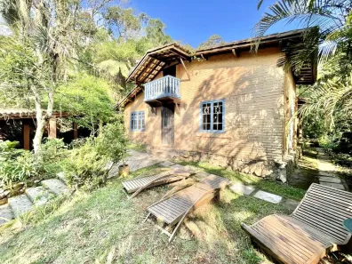 Casa de Condomínio com 3 Quartos para venda ou aluguel, 440m² no Moinho Velho, Embu das Artes