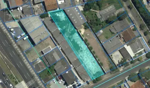 Lote/Terreno à venda, 852m² no Uberaba, Curitiba