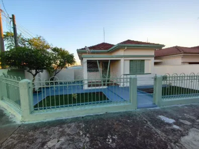 Casa com 3 Quartos para alugar, 102m² no Vila José Bonifácio, Araraquara