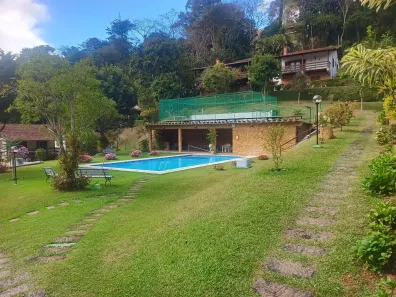 Casa com 6 Quartos à venda, 750m² no Bonsucesso, Petrópolis