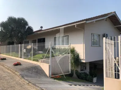 Casa com 6 Quartos à venda, 400m² no Velha, Blumenau