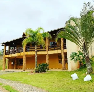 Fazenda/Sítio com 6 Quartos à venda, 550m² no , Guararema