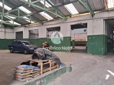 Galpão/Depósito/Armazém à venda, 800m² no Jardim, Santo André
