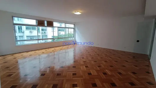 Apartamento com 3 Quartos para alugar, 198m² no Copacabana, Rio de Janeiro