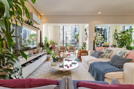 Apartamento com 2 Quartos à venda, 132m² no Cerqueira César, São Paulo