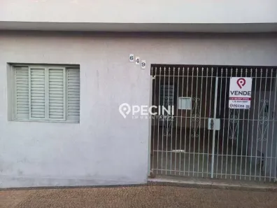 Casa com 2 Quartos à venda, 109m² no Zona Central, Rio Claro