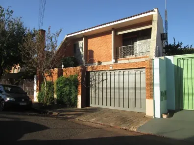 Casa com 4 Quartos à venda, 196m² no Vila Furlan, Araraquara