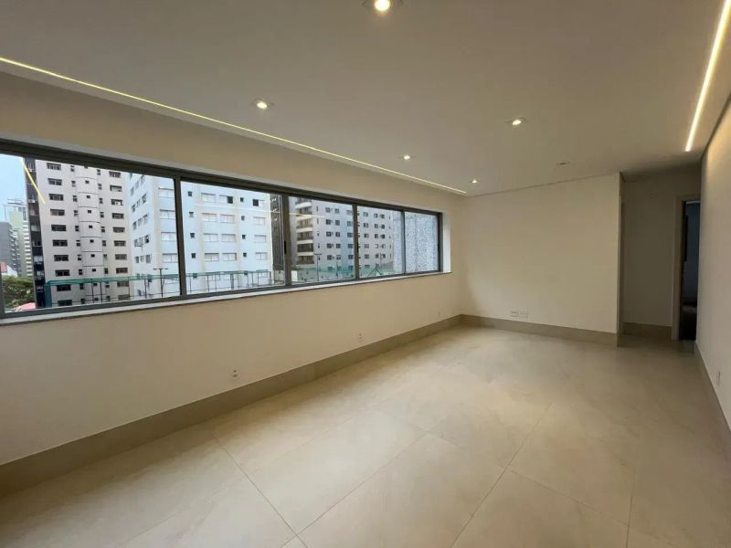 Apartamento com 3 quartos — Lourdes, Belo Horizonte