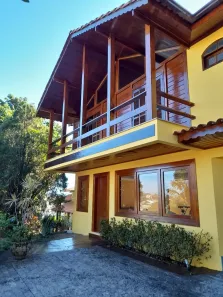 Casa de Condomínio com 3 Quartos à venda, 220m² no Badu, Niterói