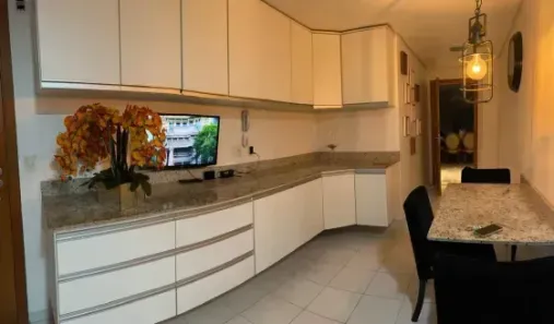 Apartamento com 3 Quartos para alugar, 140m² no Adrianópolis, Manaus