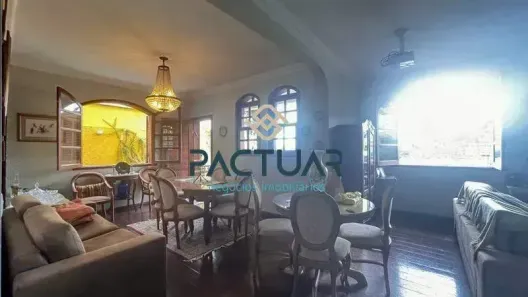 Casa com 4 Quartos à venda, 265m² no Santa Lúcia, Belo Horizonte