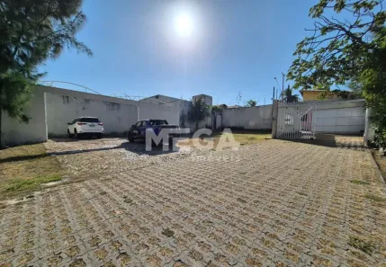 Sobrado com 5 Quartos para alugar, 443m² no Vicente Pinzon, Fortaleza