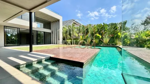 Casa com 5 Quartos à venda, 750m² no Barra da Tijuca, Rio de Janeiro