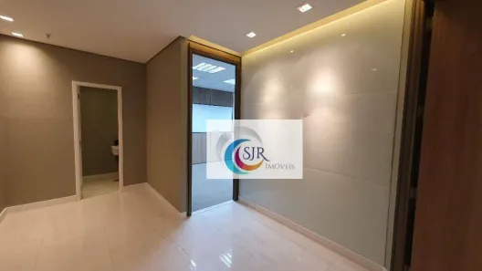 Sala Comercial para alugar, 158m² no Itaim Bibi, São Paulo