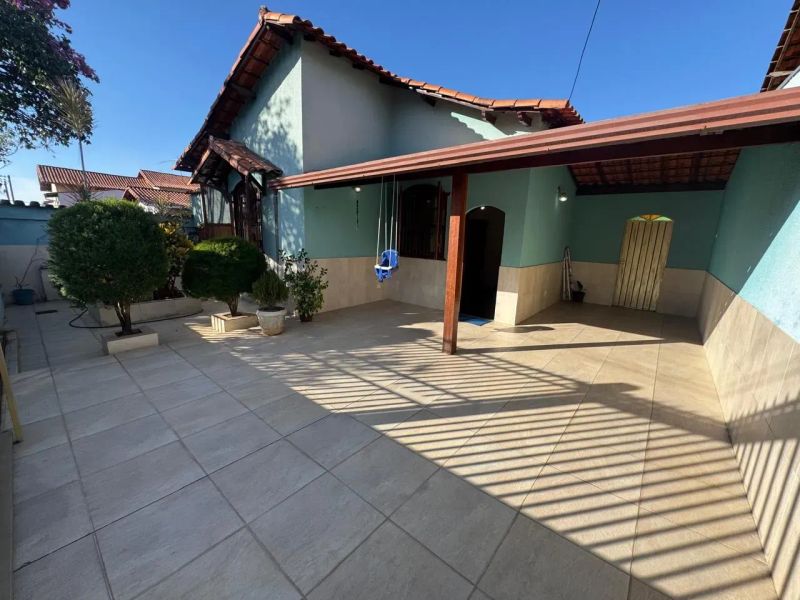 Casa com 3 quartos — Copacabana, Belo Horizonte