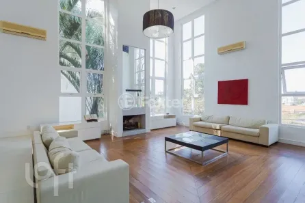 Casa com 3 Quartos à venda, 374m² no Boa Vista, Porto Alegre
