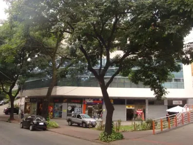 Ponto Comercial para alugar, 52m² no Santo Antônio, Belo Horizonte
