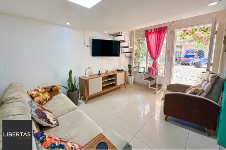 Casa de Condomínio com 3 Quartos à venda, 94m² no Rio Branco, Canoas