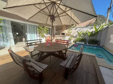 Casa de Condomínio com 4 Quartos à venda, 279m² no Vargem Pequena, Rio de Janeiro