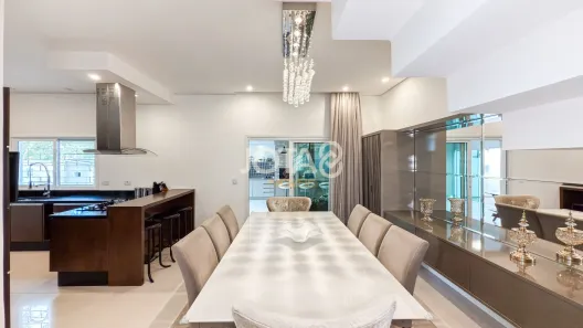 Casa de Condomínio com 3 Quartos à venda, 235m² no Pilarzinho, Curitiba