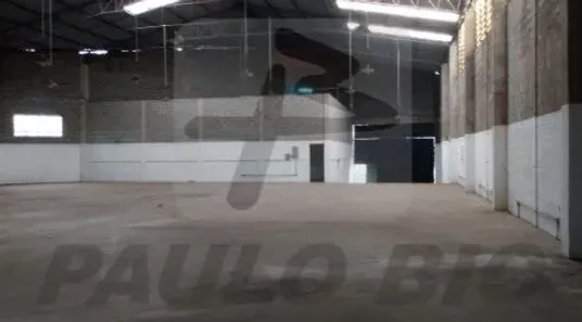 Galpão/Depósito/Armazém à venda, 740m² no Jardim Itaquiti, Barueri