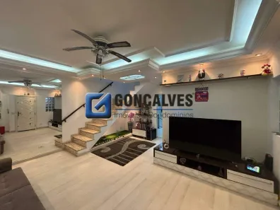 Sobrado com 3 Quartos à venda, 200m² no Parque Jaçatuba, Santo André