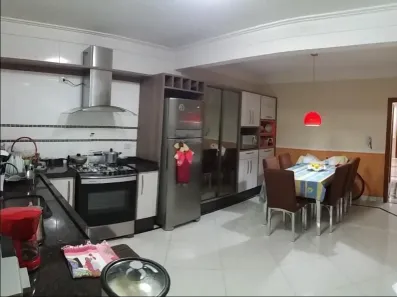 Sobrado com 3 Quartos à venda, 218m² no Parque São Domingos, São Paulo