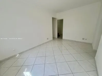 Apartamento com 3 Quartos para alugar, 80m² no Gonzaga, Santos