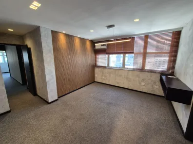 Sala Comercial para alugar, 150m² no Cerqueira César, São Paulo