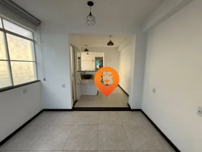 Casa com 1 Quarto para alugar, 60m² no Santa Tereza, Belo Horizonte