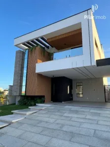 Casa de Condomínio com 4 Quartos à venda, 251m² no Centro, Eusébio