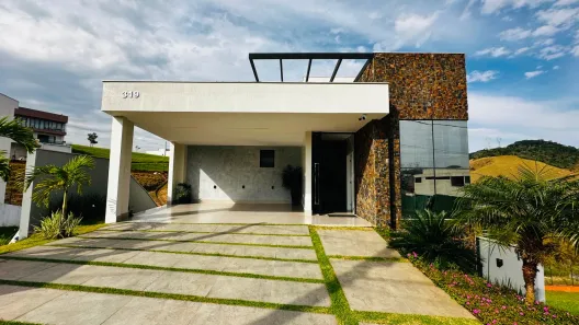 Casa de Condomínio com 3 Quartos à venda, 389m² no Casa de Pedra, Volta Redonda