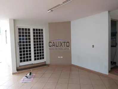 Casa com 4 Quartos à venda, 190m² no Jardim Patrícia, Uberlândia