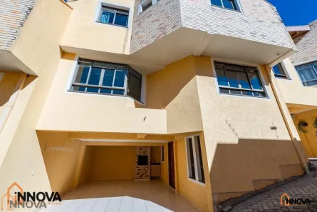 Casa de Condomínio com 3 Quartos para alugar, 141m² no Água Verde, Curitiba