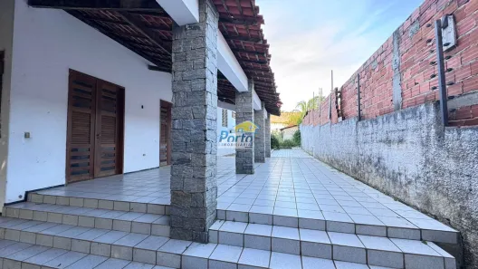 Casa com 4 Quartos à venda, 358m² no Piçarreira, Teresina