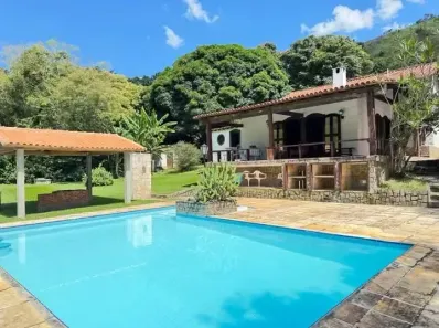 Fazenda/Sítio com 3 Quartos à venda, 300m² no Vila Margarida, Miguel Pereira