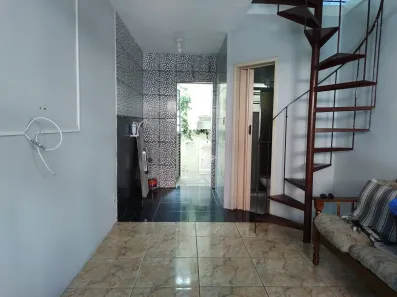 Casa de Condomínio com 2 Quartos à venda, 36m² no Guarujá, Porto Alegre