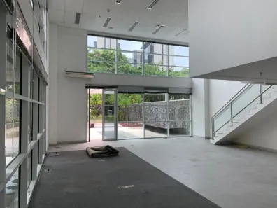 Sala Comercial para alugar, 138m² no Chácara Santo Antônio (Zona Sul), São Paulo