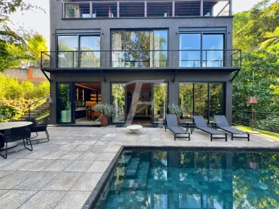 Casa de Condomínio com 3 Quartos à venda, 350m² no Caraguatá, Mairiporã