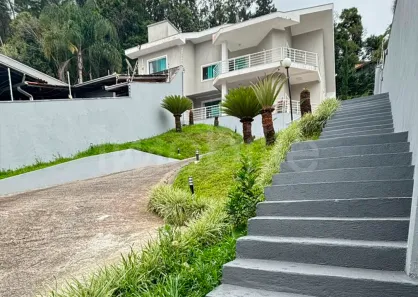 Casa com 3 Quartos à venda, 239m² no Fazendinha, Itajaí