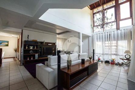 Casa de Condomínio com 5 Quartos à venda, 460m² no Camboinhas, Niterói