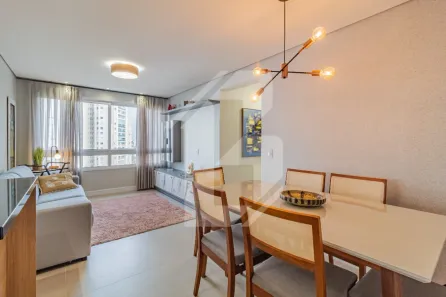 Apartamento com 3 Quartos à venda, 84m² no Vila Ipiranga, Porto Alegre