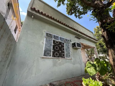 Casa com 2 Quartos à venda, 157m² no Tanque, Rio de Janeiro