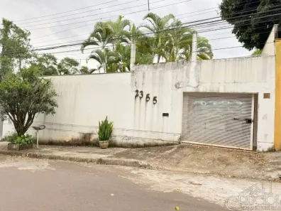 Sobrado com 4 Quartos à venda, 430m² no Califórnia, Londrina