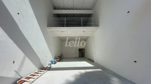 Galpão/Depósito/Armazém para alugar, 200m² no Jardim Celeste, São Paulo