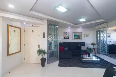 Apartamento com 2 Quartos para alugar, 169m² no São João, Porto Alegre