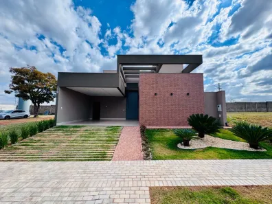 Casa de Condomínio com 3 Quartos à venda, 200m² no Jardim Botânico, Uberlândia