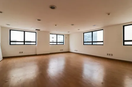 Ponto Comercial com 3 Quartos para alugar, 55m² no Cerqueira César, São Paulo