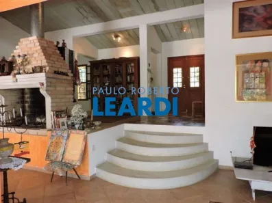 Casa de Condomínio com 3 Quartos à venda, 4068m² no Moinho Velho, Embu das Artes