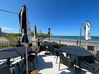 Casa com 4 Quartos à venda, 180m² no Meia Praia, Itapema